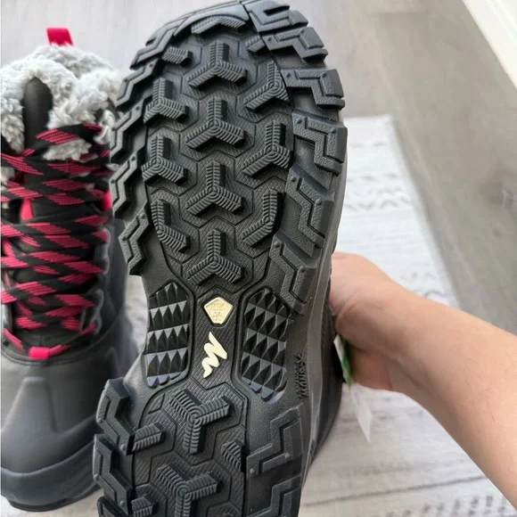 Quechua Kids Snow Boots - Black and Pink - Picture 4 of 7